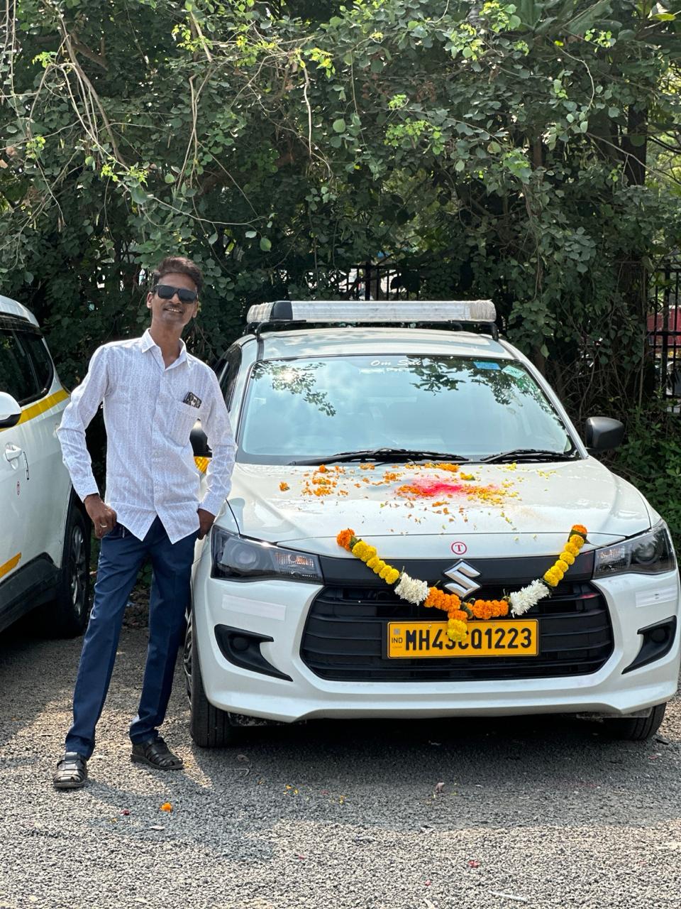 Sourabh Travels Car Gallery