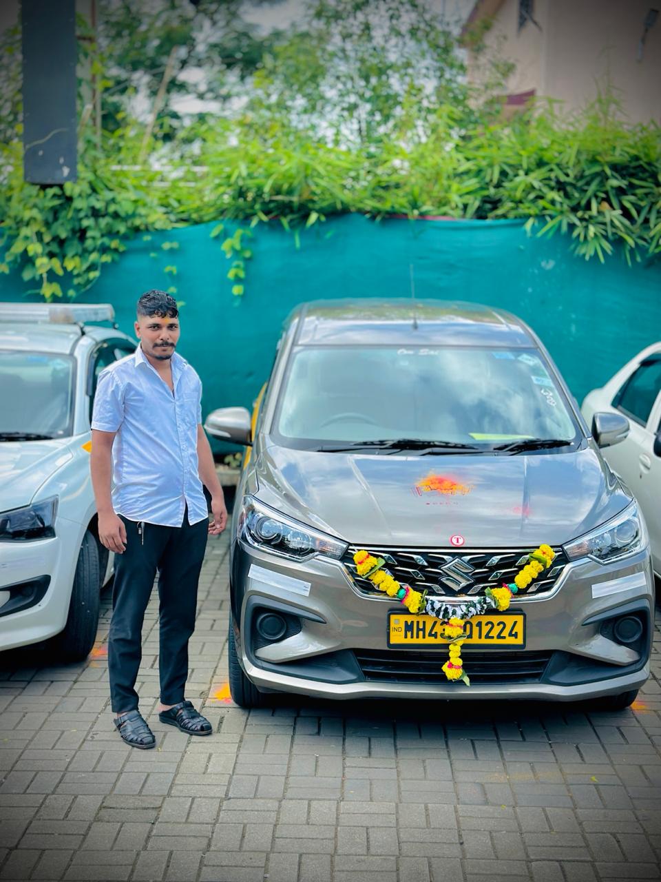 Sourabh Travels Car Gallery